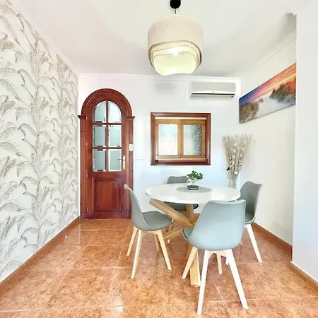 Apartment Lafrenchtouch - Centrico Y Moderno Cerca Del Tren